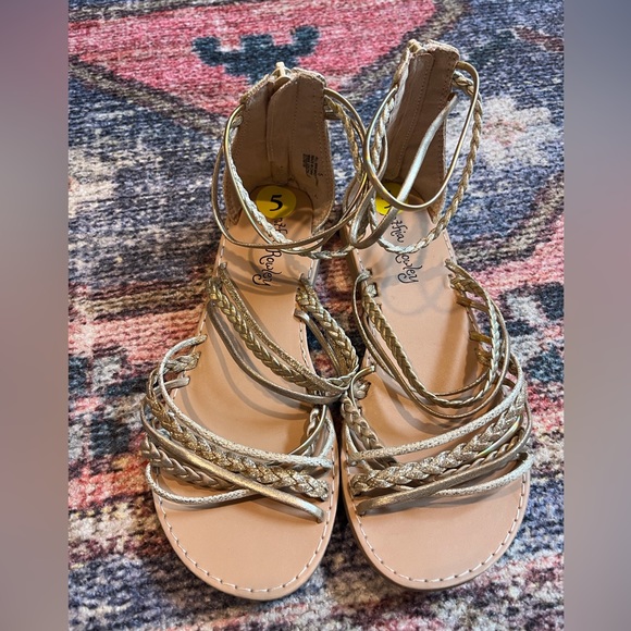 Cynthia Rowley Shoes Cynthia Rowley Gold Braided Sandals Size 5